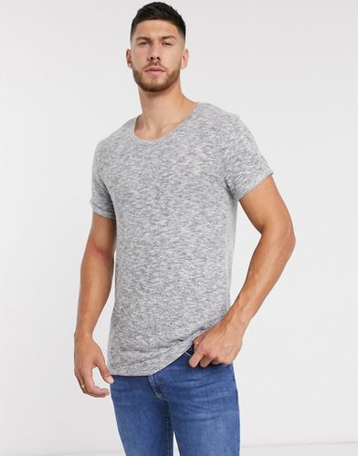 T-shirt long en tissu brossé à ourlet arrondi et encolure dégagée avec manches retroussées - Asos Design - Modalova