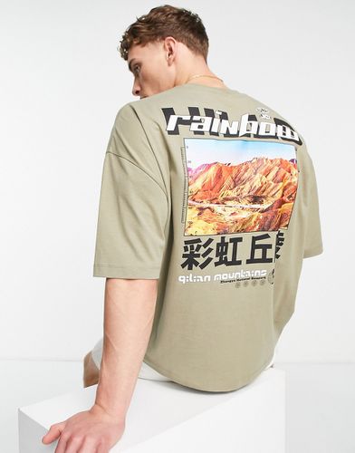 T-shirt oversize avec imprimé photo montagne au dos - Kaki - Asos Design - Modalova