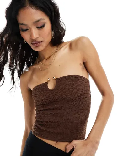 Top bustier froncé avec anneau - Chocolat - Asos Design - Modalova