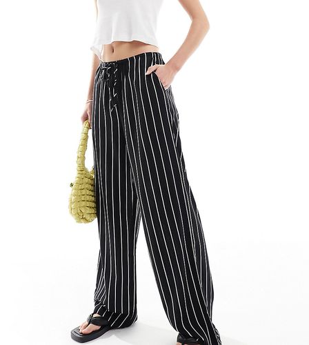 Tall - Pantalon large rayé à enfiler en lin - Noir - Asos Design - Modalova