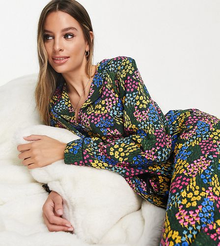 ASOS DESIGN Tall - Pyjama avec chemise et pantalon en modal à petites fleurs - Asos Tall - Modalova