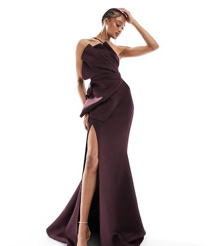 ASOS DESIGN Tall - Robe longue bandeau moulante de qualité supérieure style éventail avec traîne - Prune - Asos Tall - Modalova