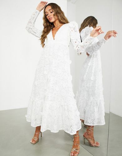 Robe longue à fleurs en 3D avec découpe dans le dos - Asos Edition - Modalova