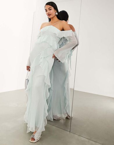 Robe longue en mousseline à dos nu et volants avec bords effilochés et épaules nues - Asos Edition - Modalova