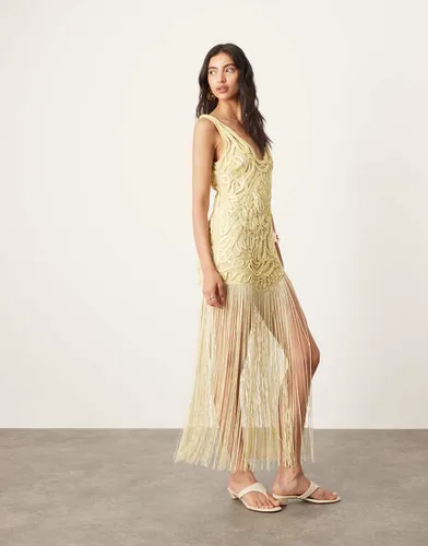 Robe longue en satin brodé style Cornely à franges - Asos Edition - Modalova