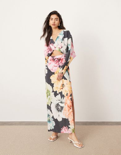 Robe mi-longue à manches longues avec découpes et fleurs oversize - Asos Edition - Modalova