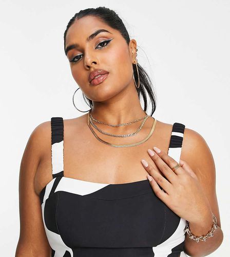 Curve - Brassière ajustée d'ensemble à imprimé ondulé - et blanc - Asos Luxe - Modalova