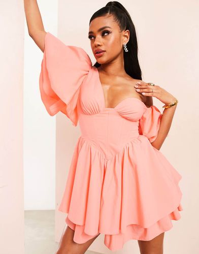 Robe à épaules dénudées en coton avec détails style corset et volants - Pêche - Asos Luxe - Modalova