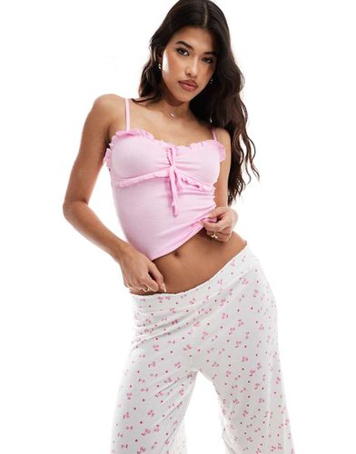 Ensemble de pyjama à imprimé cerises avec débardeur côtelé à bords ondulés - Boux Avenue - Modalova