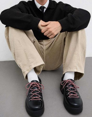 Chaussures avec dtails en mtal - Bershka - Modalova