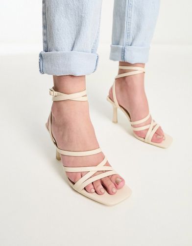 Sandales à talons et brides multiples - Écru - Bershka - Modalova