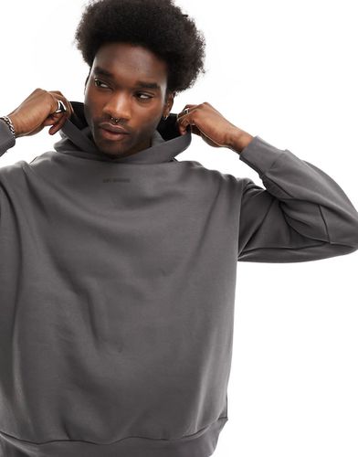 Sweat à capuche coupe carrée avec imprimé ton sur ton - Anthracite - Bershka - Modalova