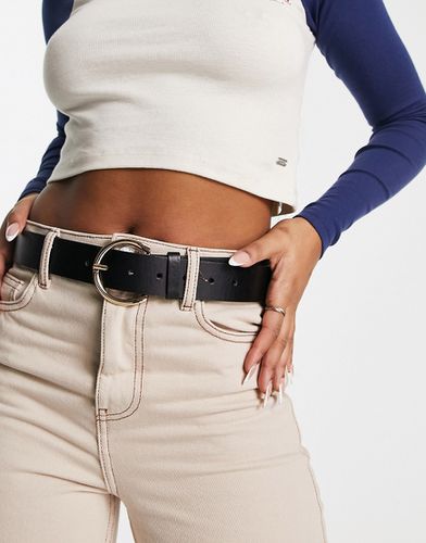 Ceinture taille et hanches à boucle ronde minimaliste - avec du doré - Glamorous - Modalova