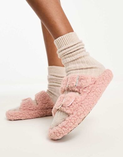 Chaussons duveteux avec boucles - Glamorous - Modalova