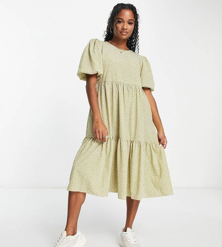 Robe babydoll mi-longue à imprimé fleuri avec volants étagés et lien noué au dos - Vert olive - Glamorous Petite - Modalova