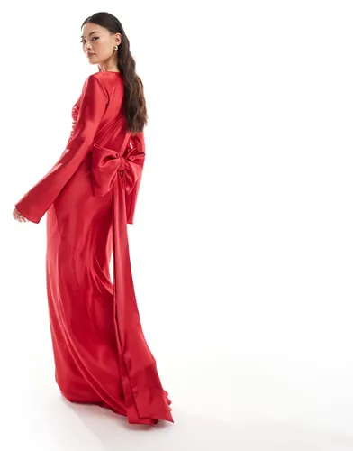 Robe longue en satin avec naud oversize au dos - Daska - Modalova