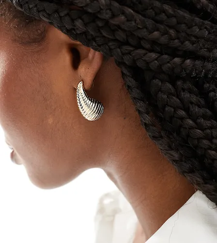 Boucles d'oreilles texturées forme goutte - Designb London - Modalova