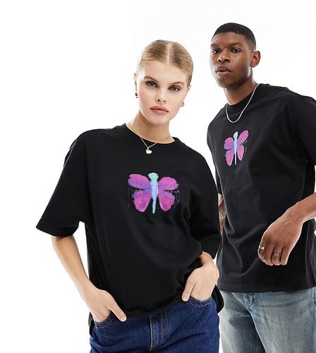 Exclusivité ASOS - - T-shirt unisexe oversize avec imprimé papillon dessiné - Weekday - Modalova
