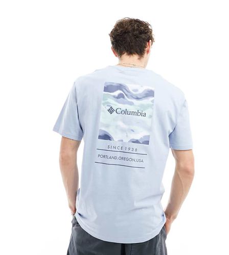 Exclusivité ASOS - Barton Springs - T-shirt avec motif imprimé au dos - Bleu - Columbia - Modalova