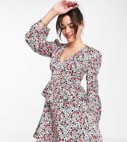Exclusivité ASOS - - Robe portefeuille courte imprimée sur l'ensemble - Liquorish - Modalova