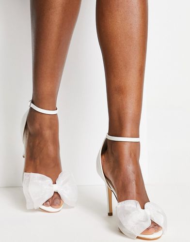 Chaussures à talon de mariée minimalistes ornées d'un naud - Ivoire - Forever New - Modalova