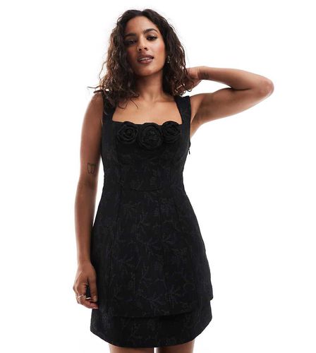 Robe courte en jacquard double épaisseur - Forever New Petite - Modalova