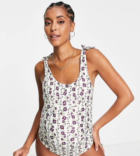 Maillot 1 pièce à motif papier peint fleuri - Exclusivité - Fashion Union Maternity - Modalova