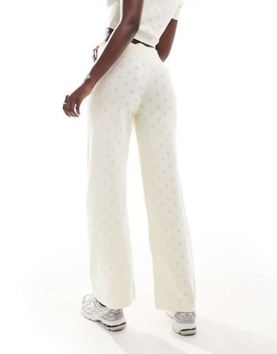 Pantalon d'ensemble large en maille pointelle avec taille rabattue - Ivoire - Fashionkilla - Modalova