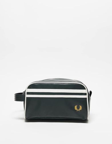 Trousse de toilette en imitation cuir enduit - foncé et blanc - Fred Perry - Modalova