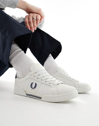 B722 - Baskets en cuir - et bleu - Fred Perry - Modalova