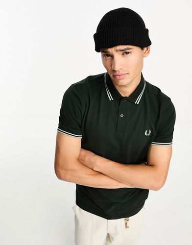 Polo avec bordures à double rayure - d'eau - Fred Perry - Modalova