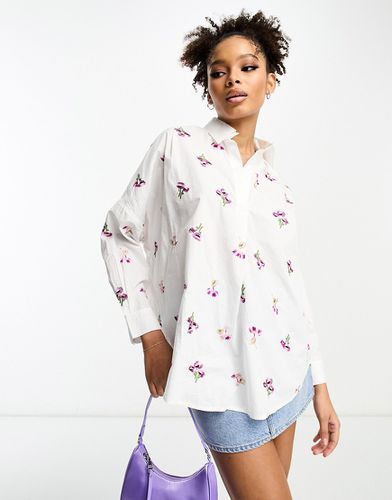 Chemise à enfiler avec broderies fleuries - French Connection - Modalova