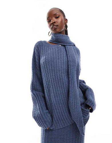 Pull d'ensemble oversize en maille bouclée avec écharpe détachable - Bleu - Kaiia - Modalova