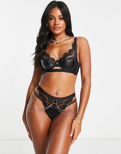 Tallulah - Soutien-gorge corbeille rembourré en dentelle et similicuir avec chaînes dorées - Hunkemoller - Modalova