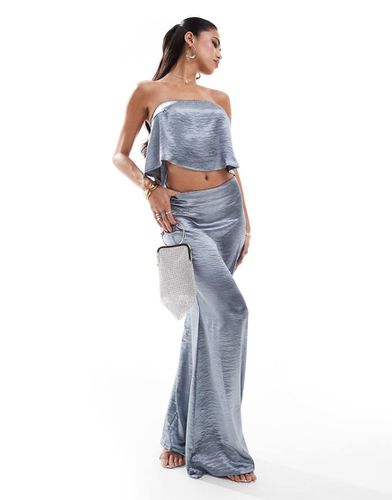 X Perrie Sian - Exclusivité - Top bandeau d'ensemble fluide en satin - In The Style - Modalova