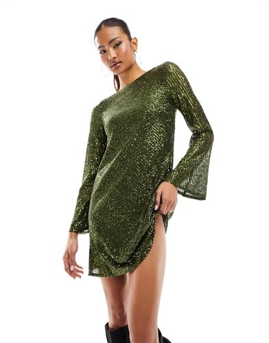 Robe courte à manches longues, dos bénitier et sequins - olive - Jaded Rose - Modalova