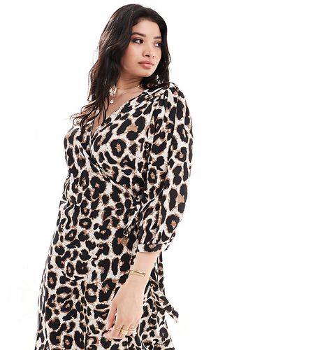 Robe cache-caur mi-longue à imprimé léopard - Only Curve - Modalova