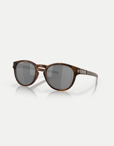 Latch™ - Lunettes de soleil rondes avec verres gris effet miroir - mat écaille de tortue - Oakley - Modalova