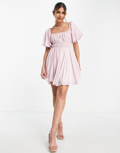 Robe courte tendance folk à manches bouffantes - pastel - Love Triangle - Modalova