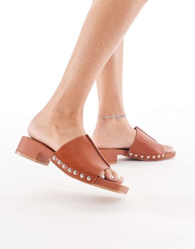 Sandales  talon avec bride  clous en imitation daim - Fauve - London Rebel - Modalova