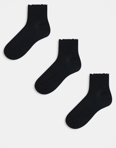 Lot de 3 paires de chaussettes à volants - Monki - Modalova