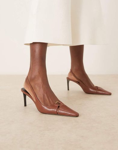 Chaussures  talon et bride arrire avec anneau dor - Marron - Mango - Modalova