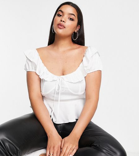 Blouse à volants avec encolure Bardot - Missguided Plus - Modalova