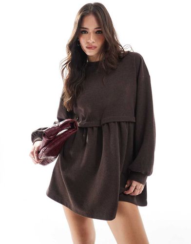 Robe babydoll côtelée douce - Chocolat - Miss Selfridge - Modalova