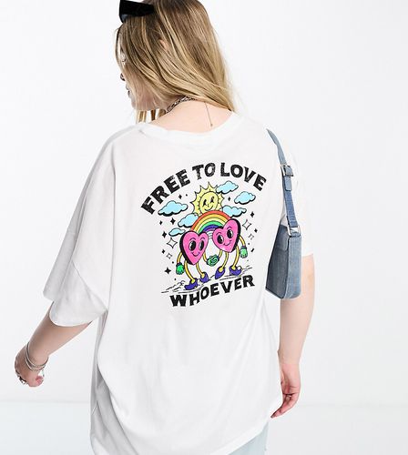 T-shirt à inscription Free to Love Whoever » - Noisy May Curve - Modalova