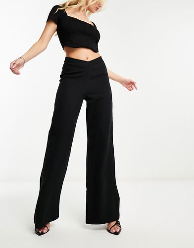 Pantalon ample avec détail en V à la taille - Naanaa - Modalova