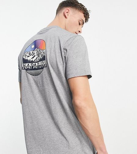 Quintino - T-shirt à imprimé au dos - - Exclusivité ASOS - Napapijri - Modalova