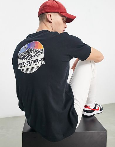 Quintino - T-shirt à imprimé au dos - Noir - Exclusivité ASOS - Napapijri - Modalova