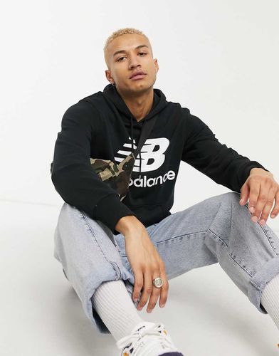 Hoodie à logo sur la poitrine - New Balance - Modalova