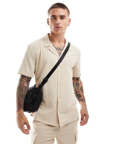 Chemise en crépon doux à manches courtes - Taupe - New Look - Modalova